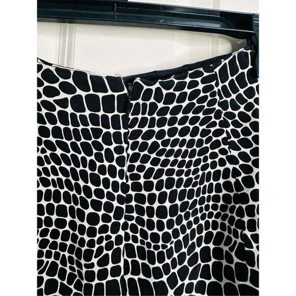 Moda Int’L NWT Black and White Pencil Silk Skirt size 10 - Picture 5 of 6